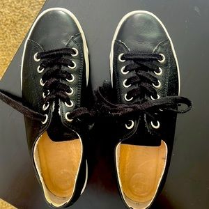 Paul Green leather sneakers. Size 7 1/2 worn a few times.